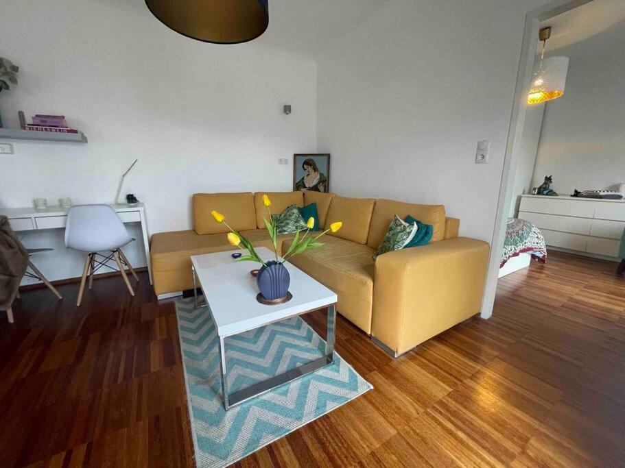 비엔나 Cosy Flat With Huge Terrasse! Long Or Shortterm 아파트 외부 사진