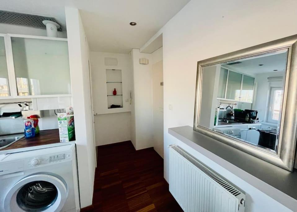비엔나 Cosy Flat With Huge Terrasse! Long Or Shortterm 아파트 외부 사진