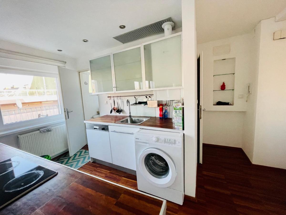 비엔나 Cosy Flat With Huge Terrasse! Long Or Shortterm 아파트 외부 사진